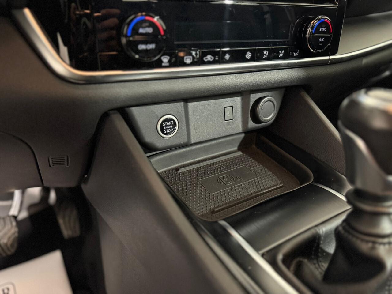 Qashqai MHEV 140 CV * TELECAMERA 360°, CRUISE ADATTIVO, RICARICA TELEFONO WIRELESS E MOLTO ALTRO