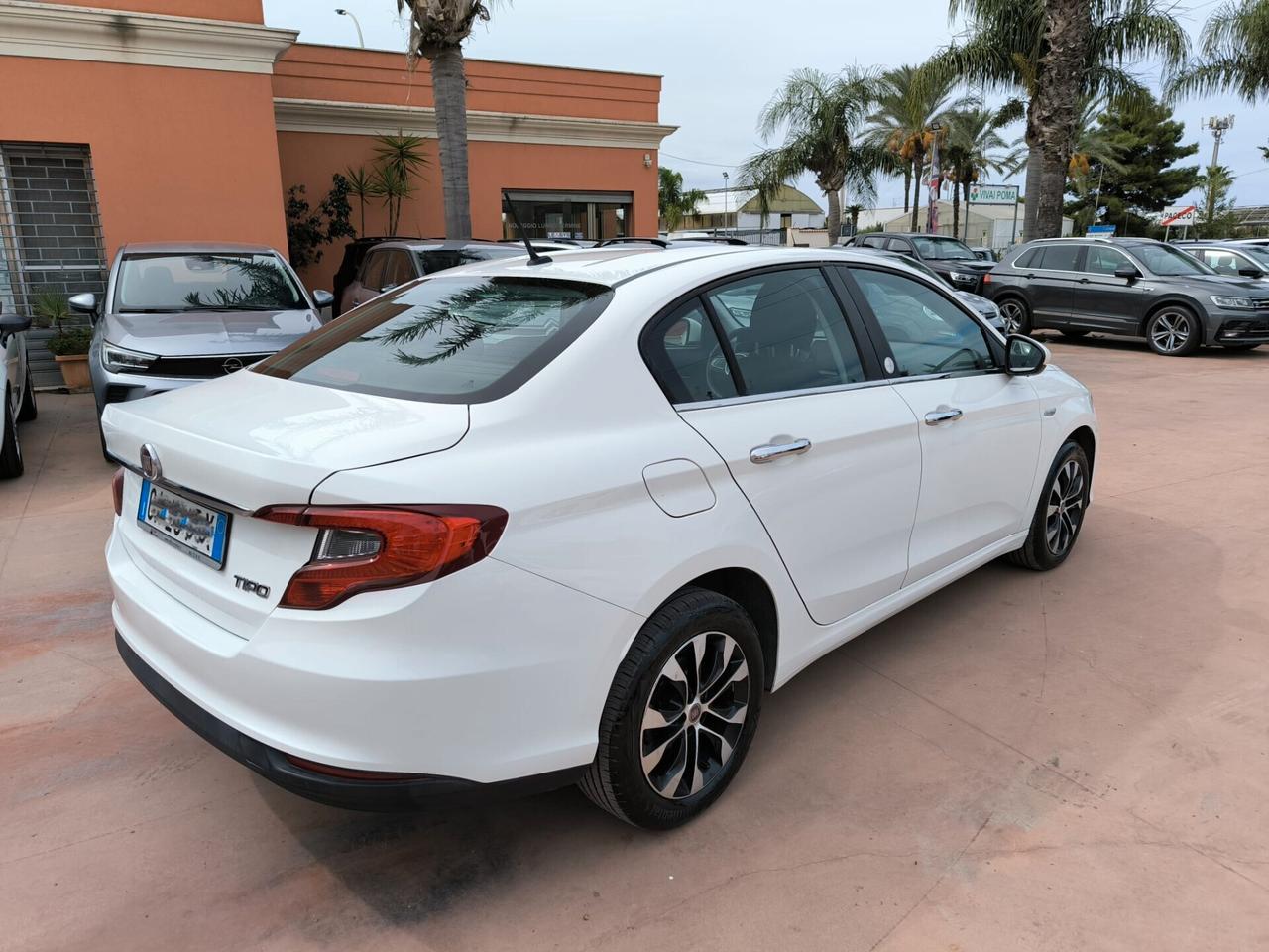 Fiat Tipo 1.6 Mjt 4 porte Mirror