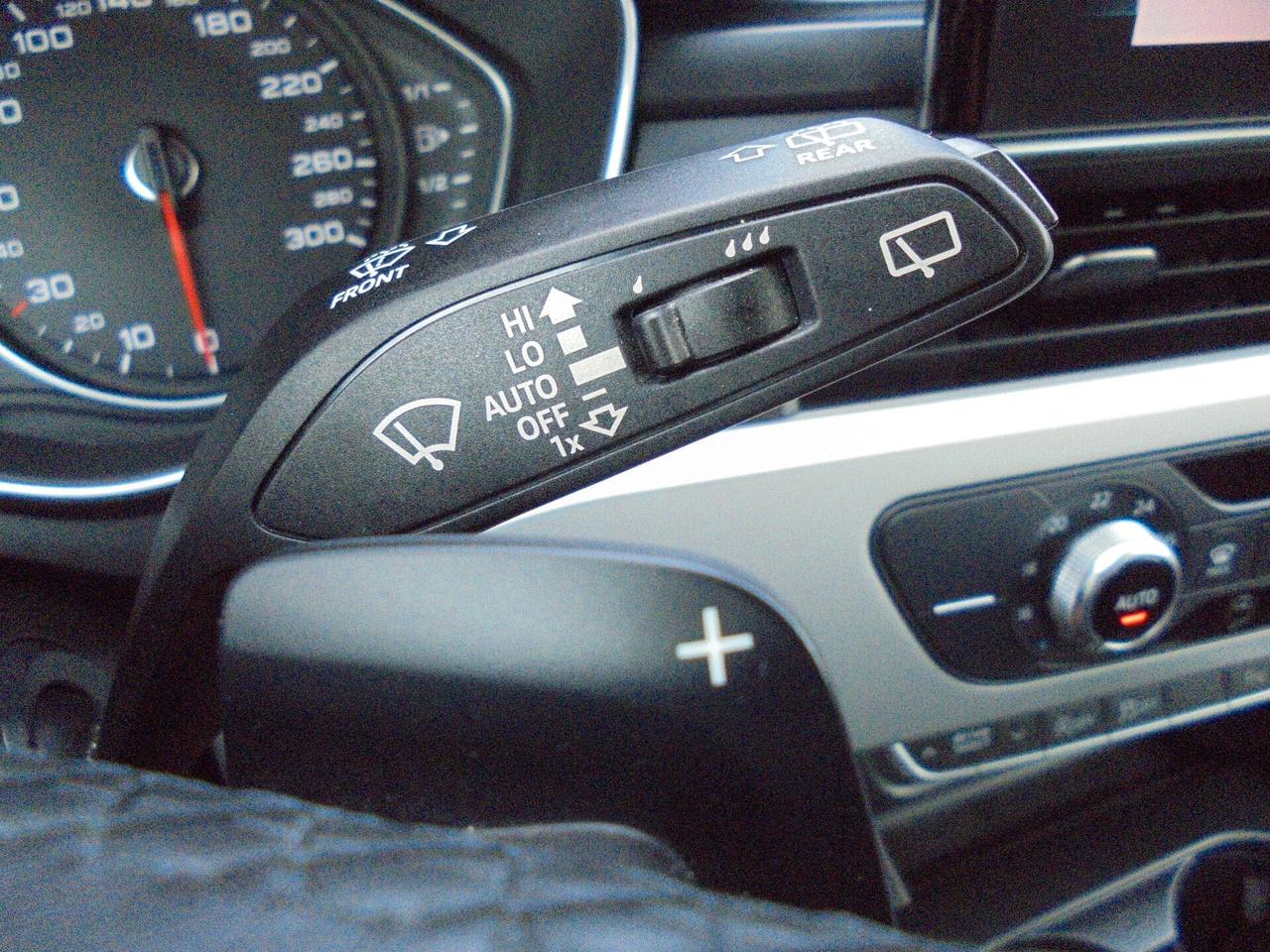 Audi A4 Avant 40 TDI S tronic Business