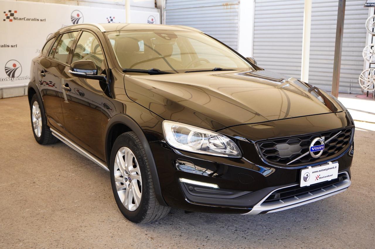 Volvo V60 Cross Country D3 Geartronic Business