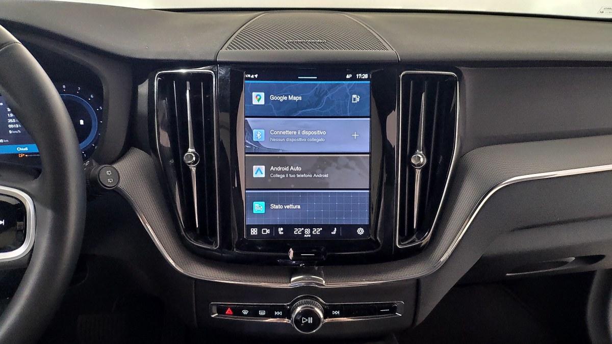 VOLVO Xc60 B5 Mild Hybrid Awd Automatico Plus Dark