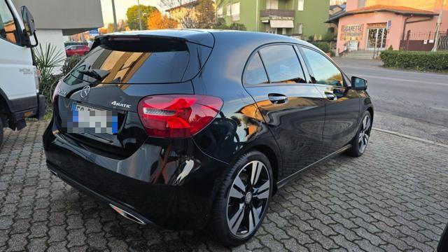 MERCEDES-BENZ A 200 d Automatic 4Matic Sport