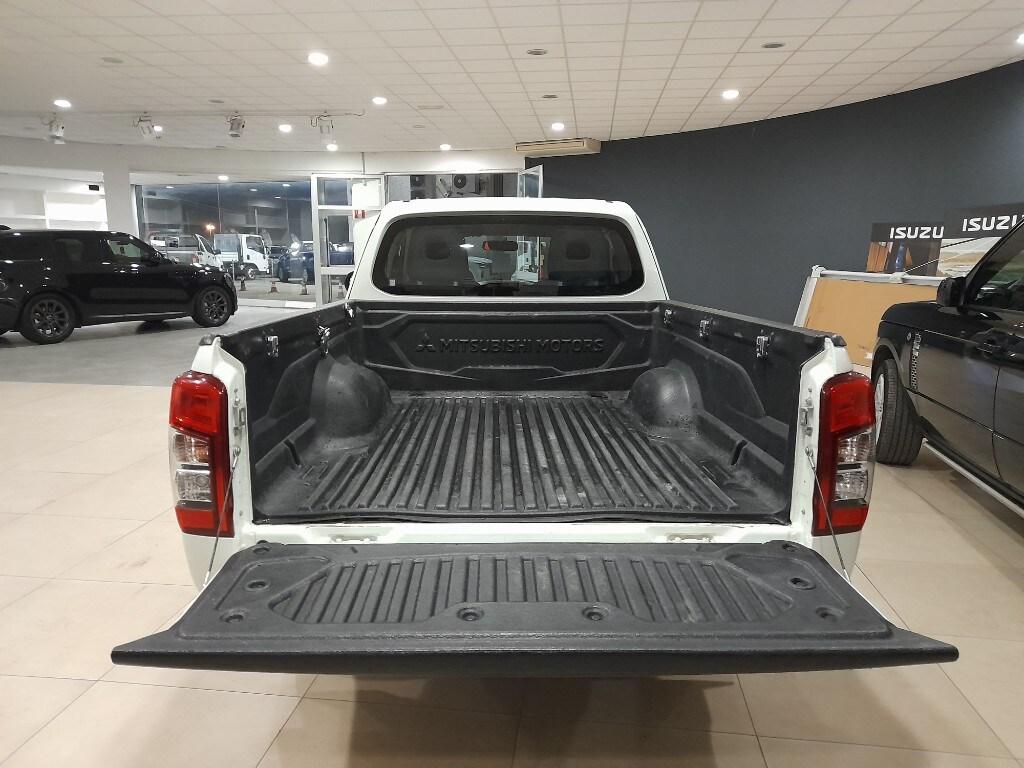 MITSUBISHI L200 (2019-2022) L200 2.3 D Club Cab...