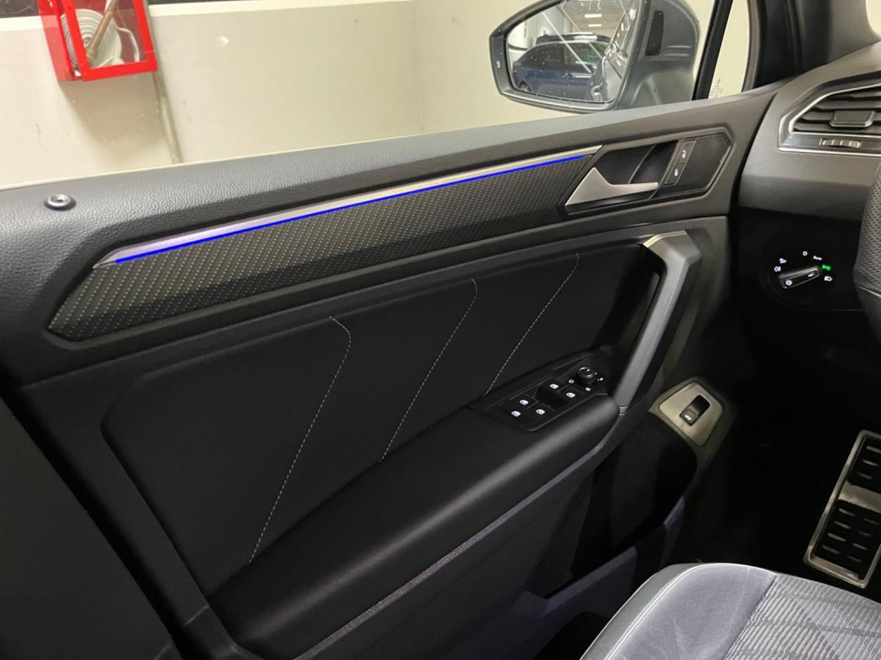Volkswagen Tiguan 2.0 TDI 150 CV SCR DSG R-Line