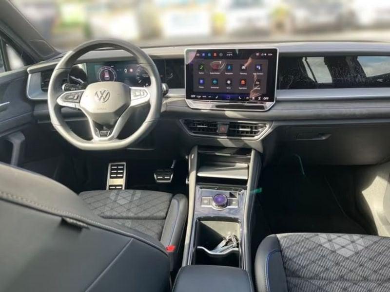 Volkswagen Tayron Volkswagen Tayron 2.0 TSI R-Line 4Motion DCC/CAMERA/ACC/7-POSTI