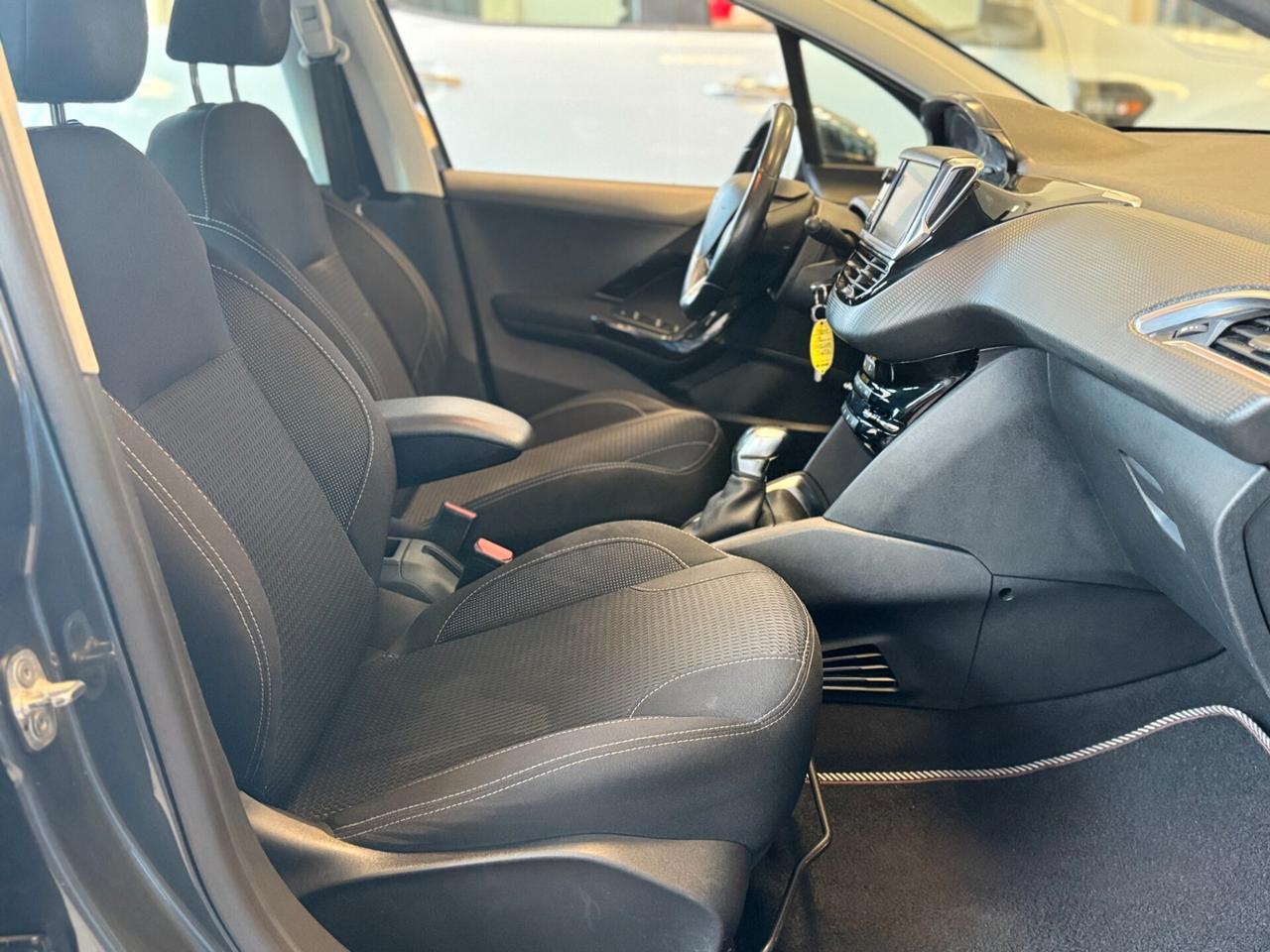 Peugeot 208 BlueHDi 75 5 porte Allure