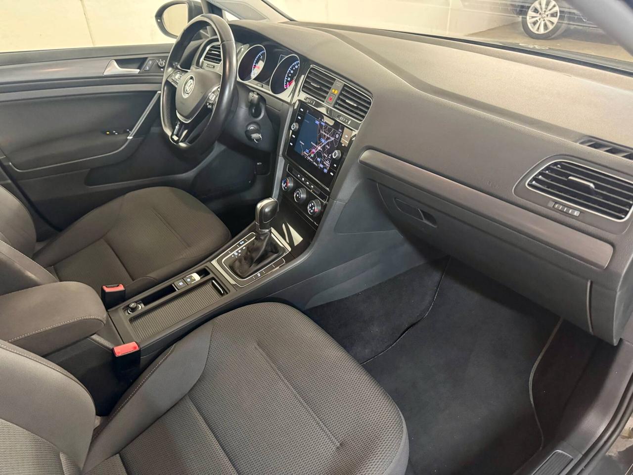 Volkswagen Golf Variant 1.6 TDI 115CV DSG 5p. Business BlueMotion Technology