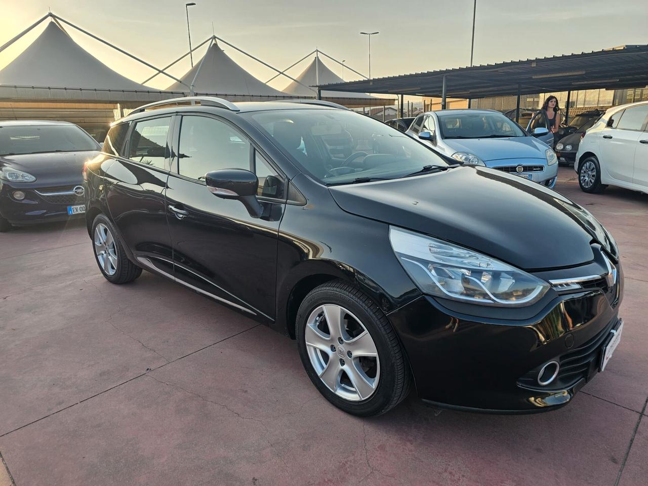RENAULT CLIO SPORTER 1.5 DCI - 2015