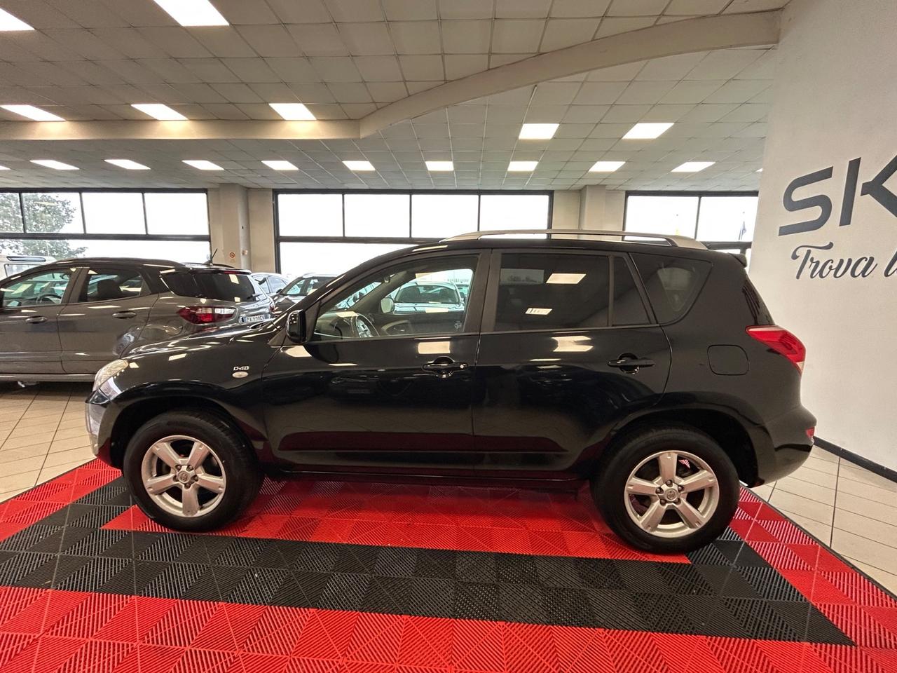 Toyota RAV 4 RAV4 2.2 D-4D 136 CV Luxury