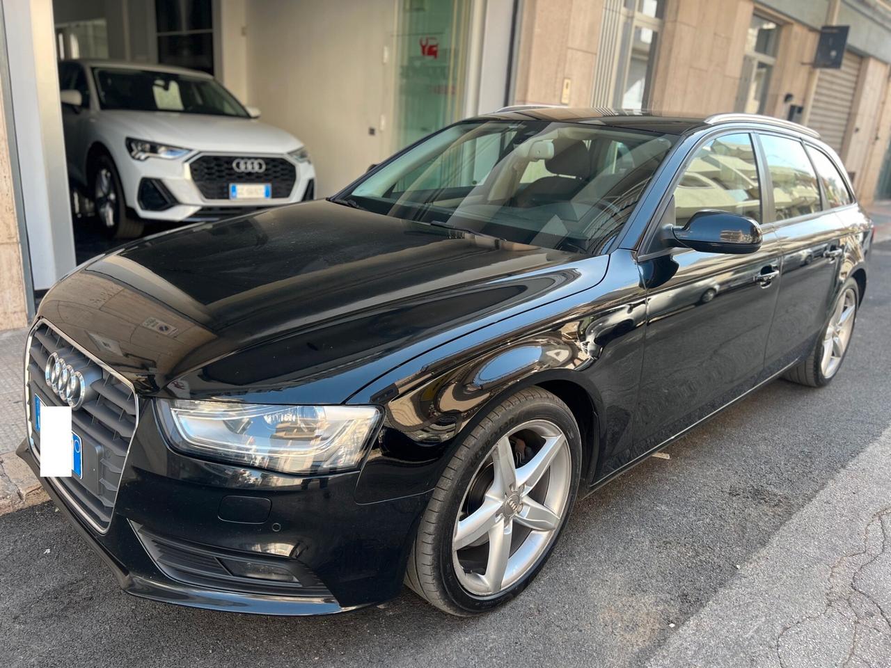 Audi A4 Avant 2.0 tdi Advanced 150cv multitronic LED/NAVI/PDC