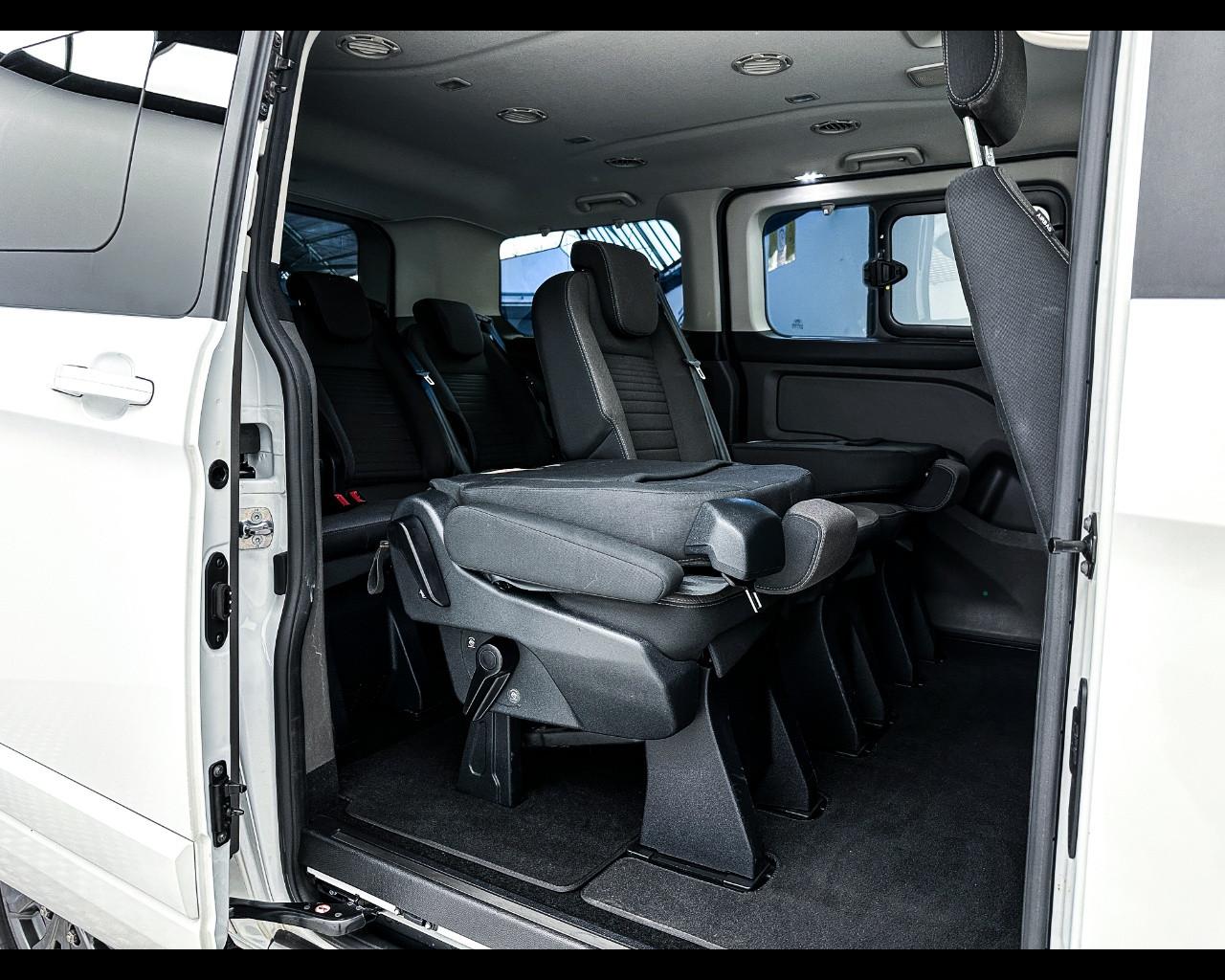 FORD Tourneo Custom 1ª s - Tourneo Custom 320 2.0 EcoBlue 130CV MHEV PC c/sollev. Tit.