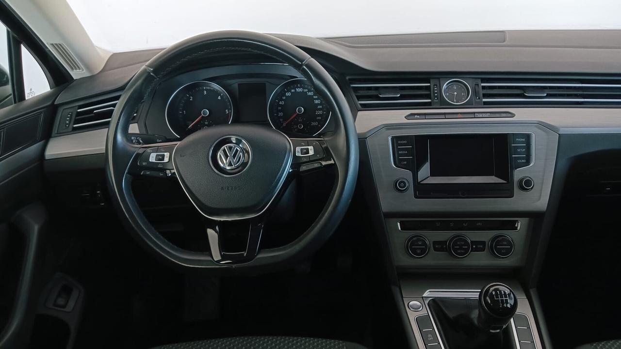 Volkswagen Passat 1.6 TDI Trendline BlueMotion