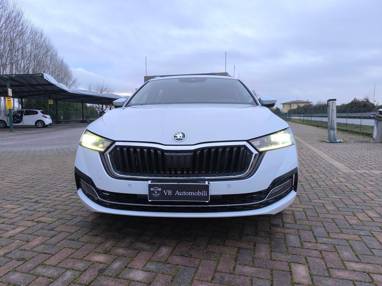 Skoda Octavia 2.0 TDI EVO SCR 150 CV DSG Wagon Style