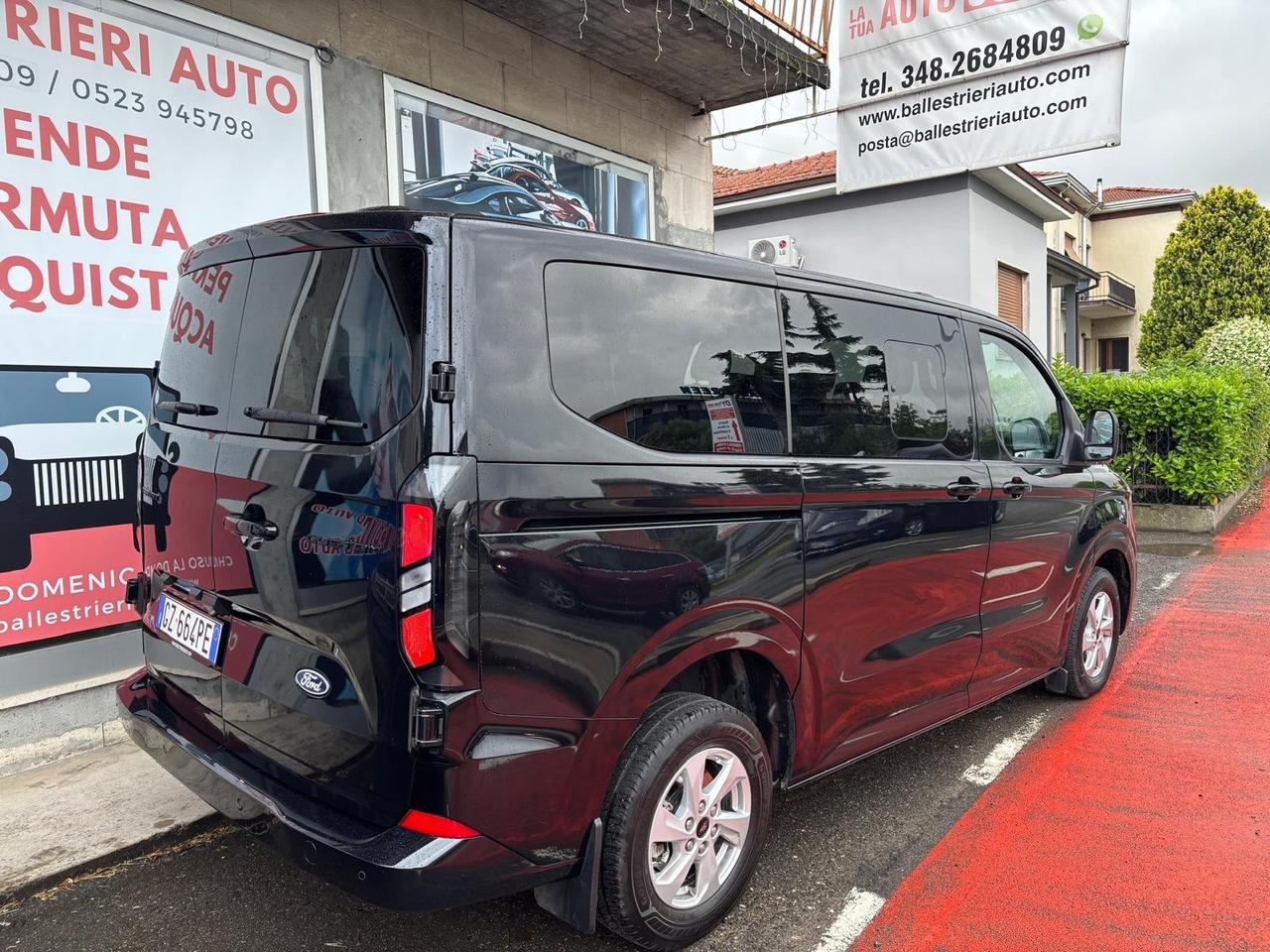Ford Transit custom 2.0 TDCI eco blue 150 CV titanium 9 posti