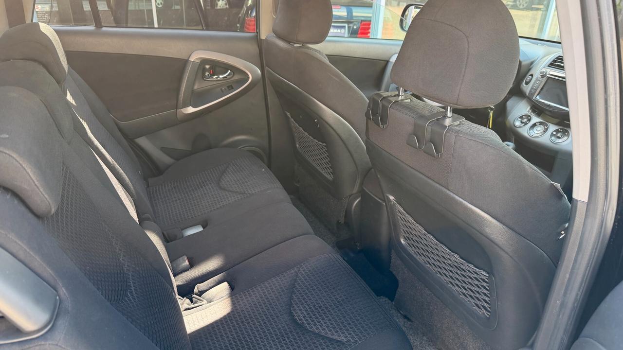 Toyota RAV 4 RAV4 Crossover 2.2 D-4D 136 CV Sol