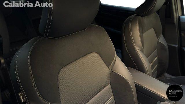 RENAULT Arkana Full Hybrid E-TECH 145 CV Engineered Fast Track