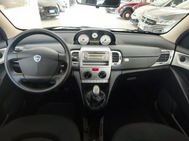 LANCIA Ypsilon 1.2 69 CV Diva