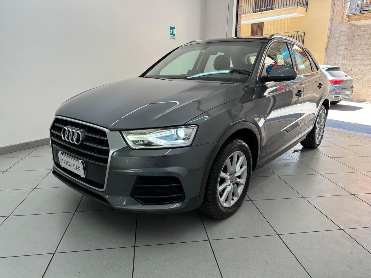 Audi Q3 2.0 TDI 150/CV S-tronic Sport