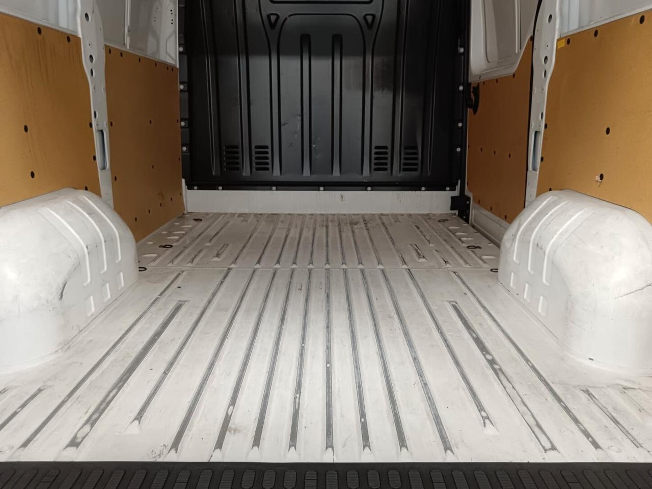 RENAULT MASTER 2.3 SOLO 48000KM