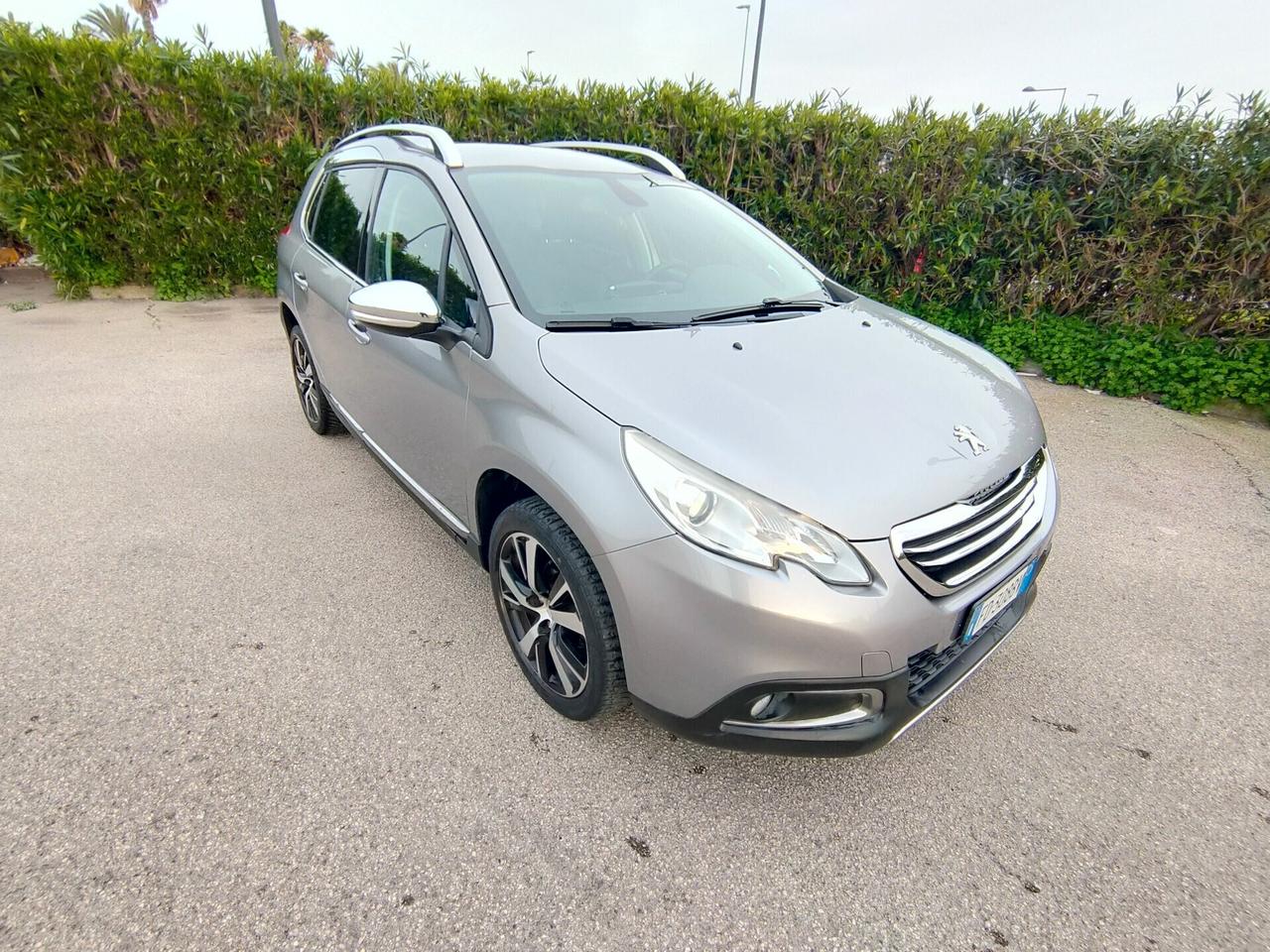 Peugeot 2008 BlueHDi 100 Allure