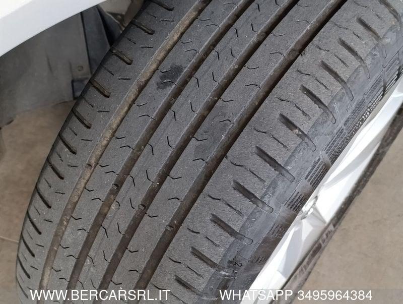 Volvo XC60 XC60 B4 (d) AWD automatico Essential