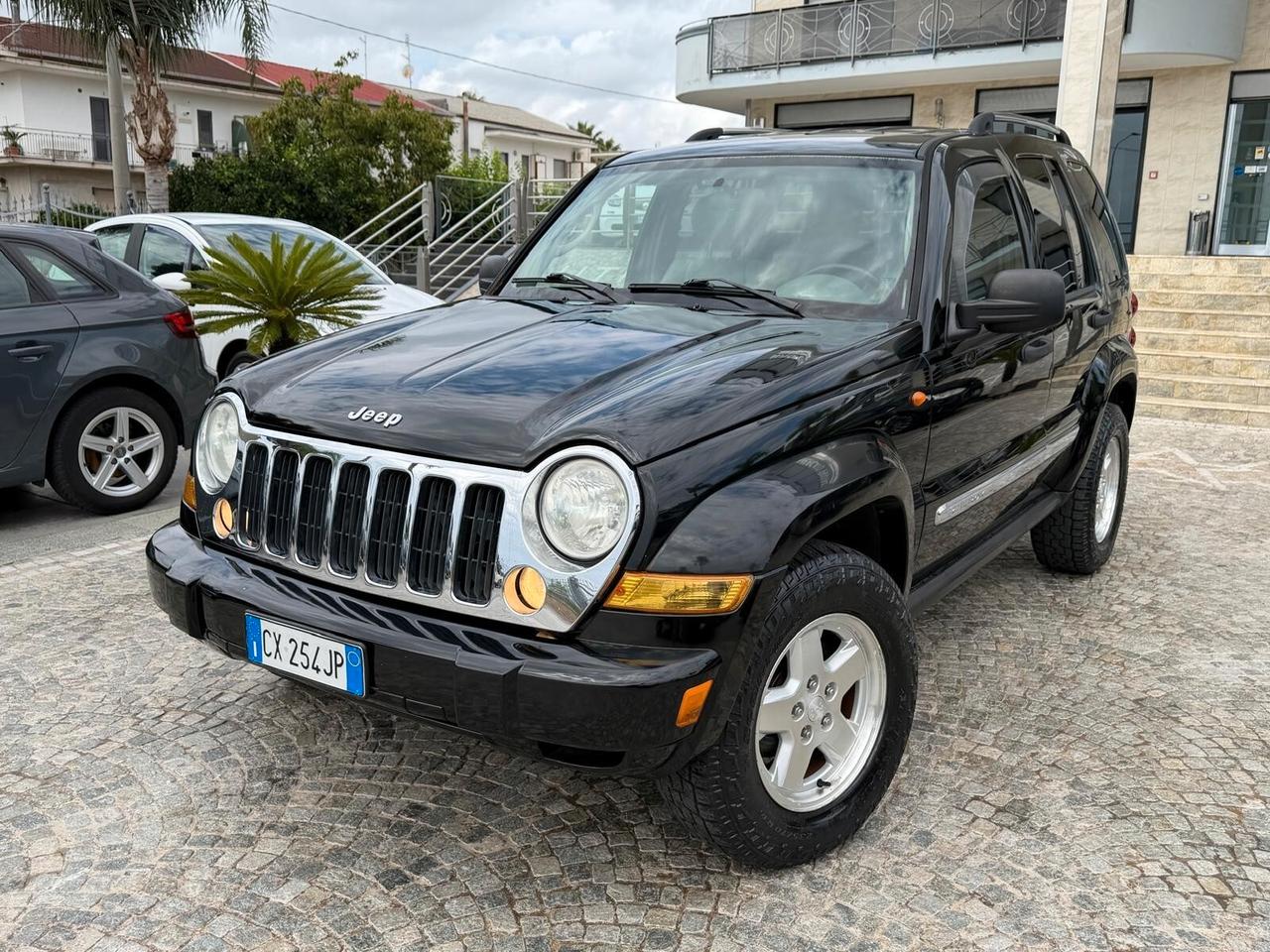 Jeep Cherokee 2.8 CRD 163Cv Limited - gancio traino