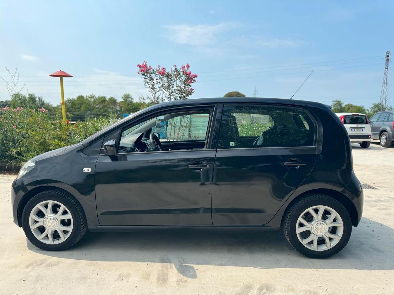 Volkswagen up! 1.0 75 CV 5p. move up!