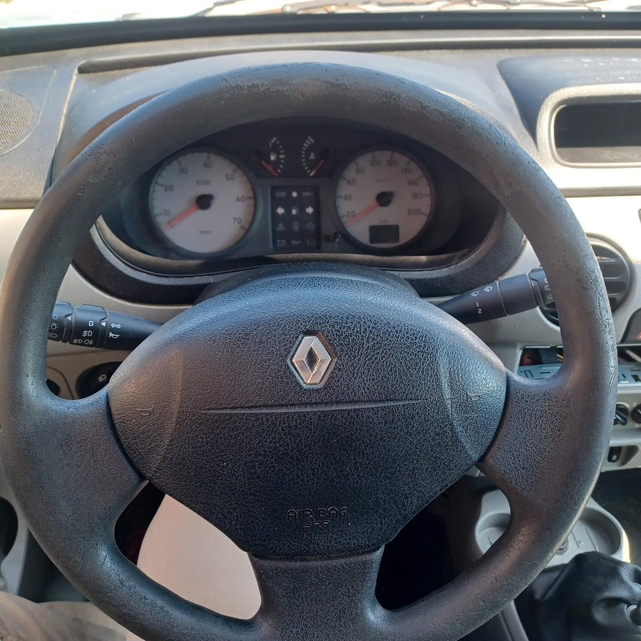 IDEALE PER LAVORO E FAMIGLIA BERLINGO 1.2