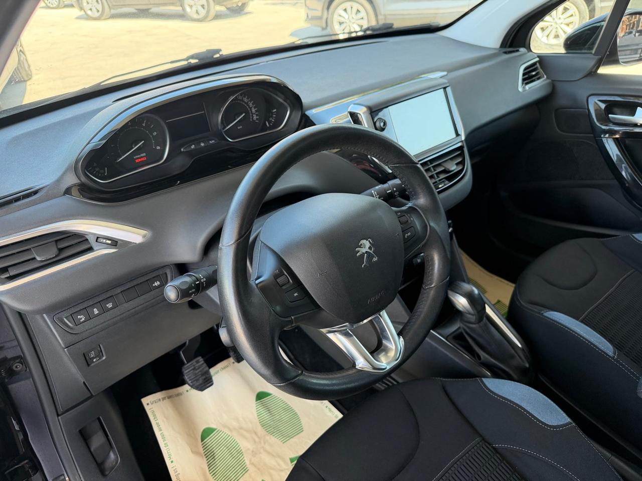 Peugeot 208 1.6 e-HDi 92 CV Stop&Start 5 porte Allure