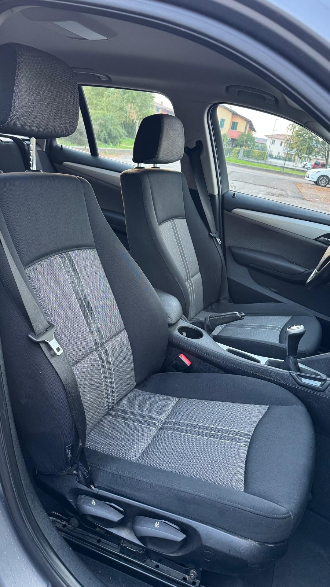 Bmw X1 sDrive18d Attiva