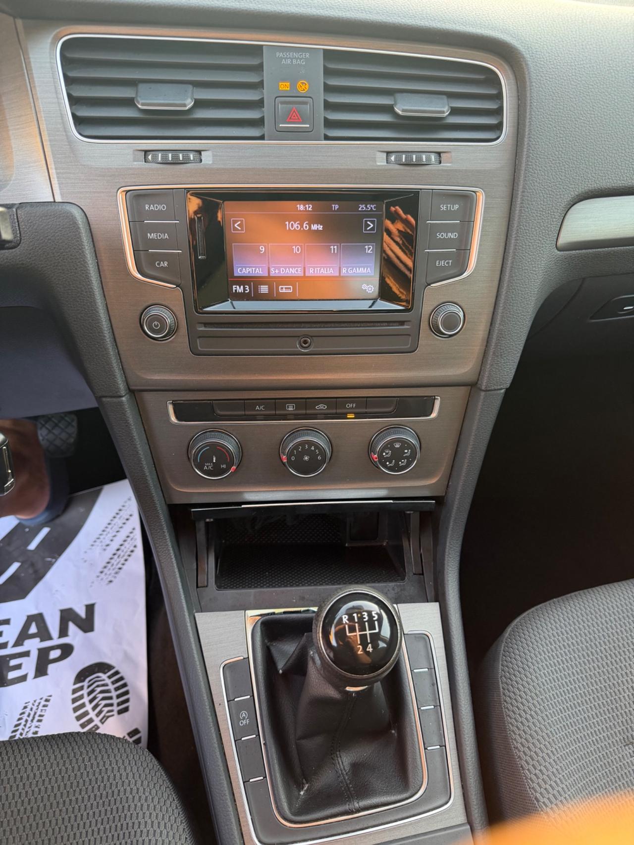 Volkswagen Golf 1.6 TDI DPF Highline