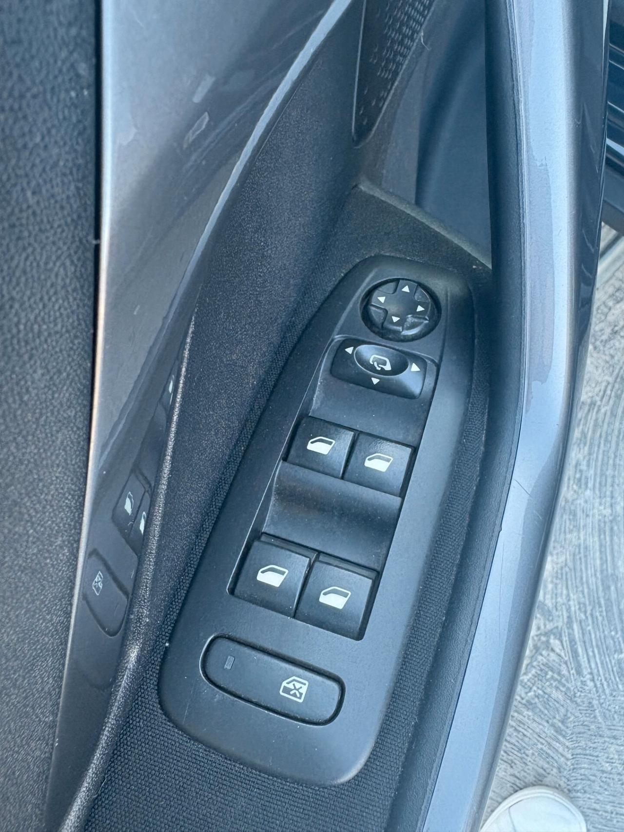 Peugeot 2008 BlueHDi 75 Active