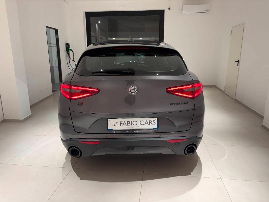 Alfa Romeo Stelvio 2.2 t Sprint Q4 190cv auto