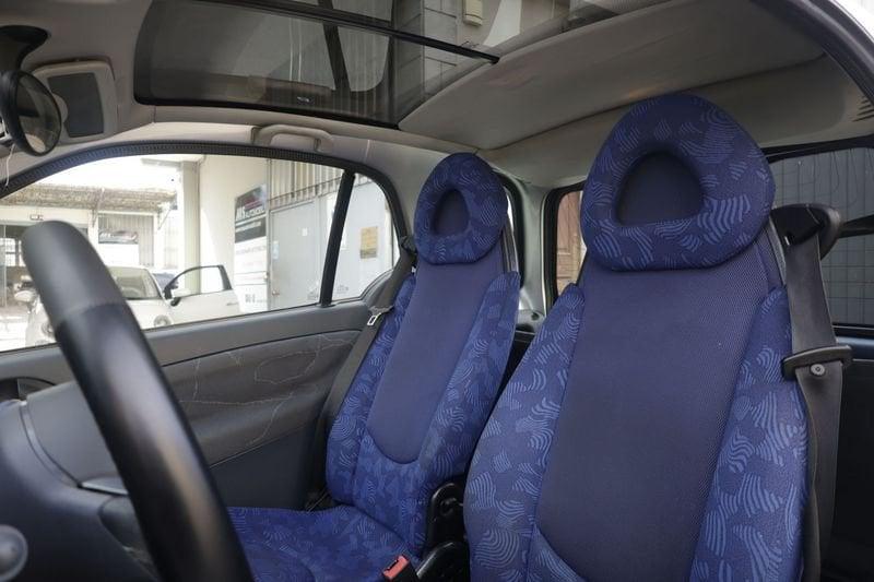 smart city coupé/cabrio smart city coupé/cabrio 600 smart & passion silverstyle 40KW ANNO 2001