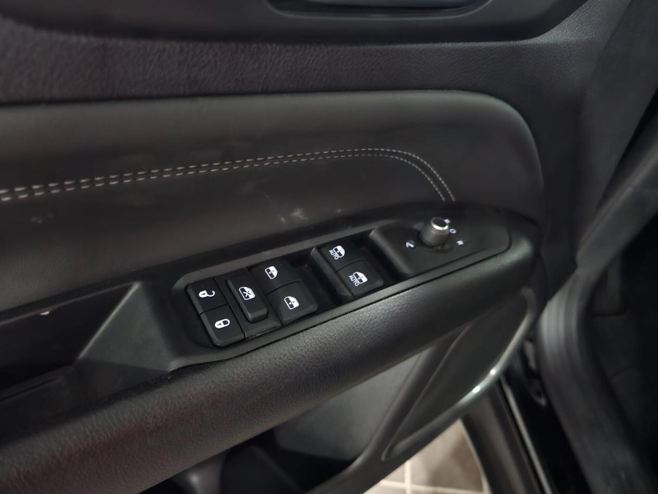 NUOVA JEEP COMPASS MY22 1.6 MJT 130CV LIMITED BLACK LINE