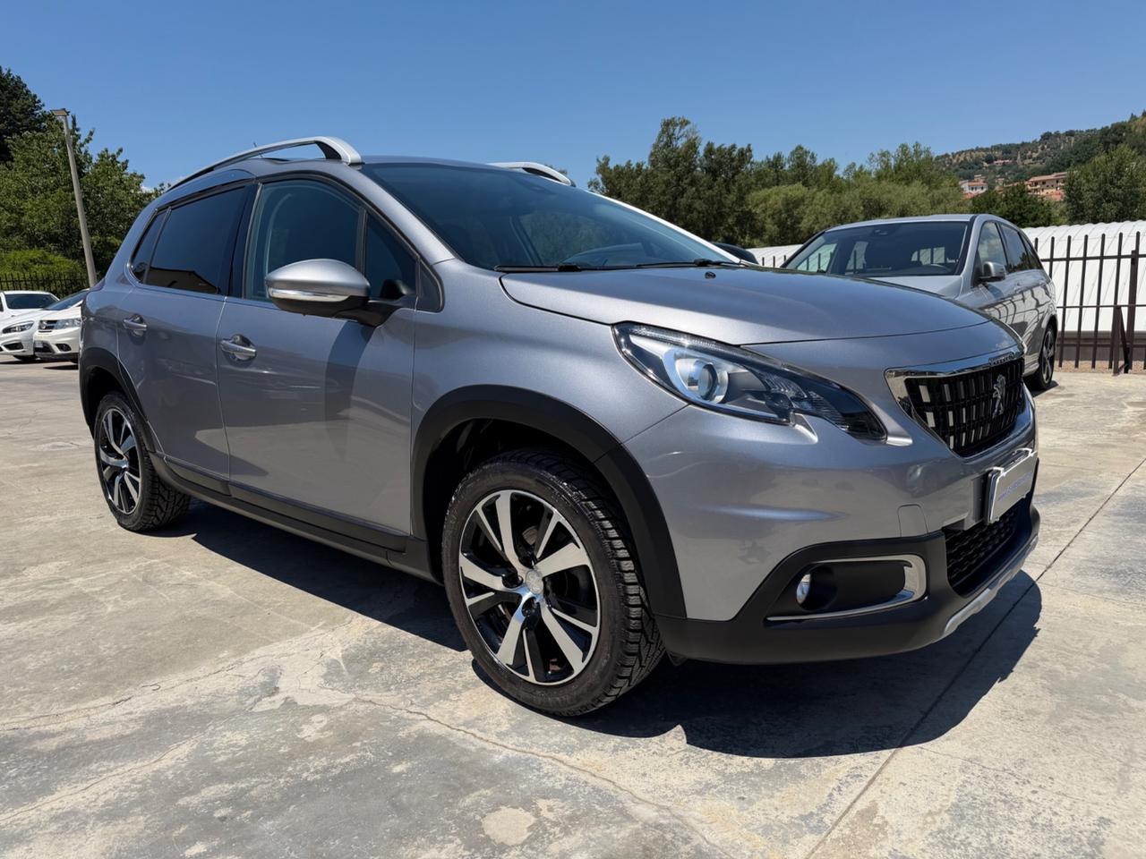 Peugeot 2008 BlueHDi 100 S&S Black Matt/48.000KM
