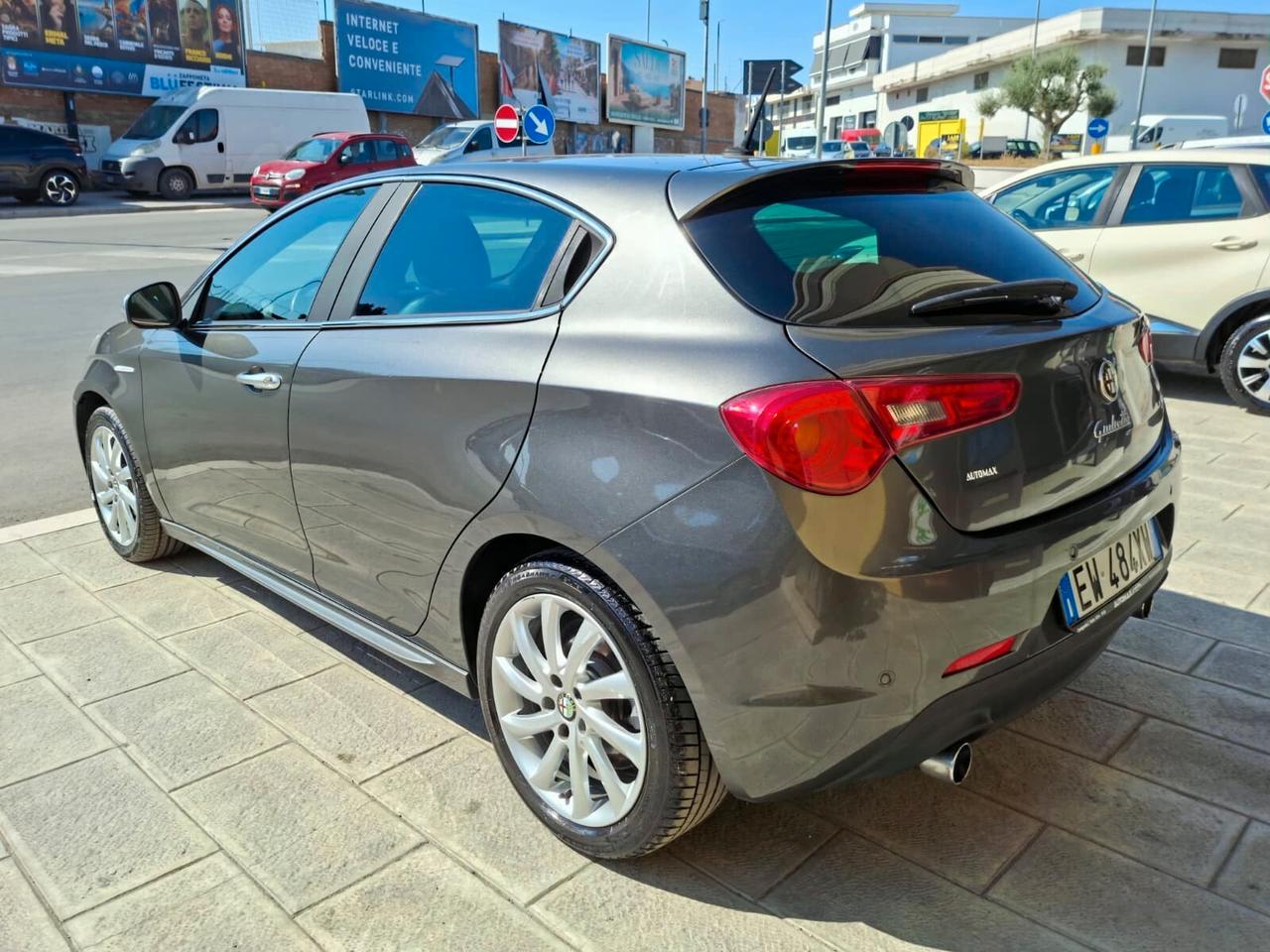 Alfa Romeo Giulietta 2.0 JTDm-2 140cv Distinctive 2013