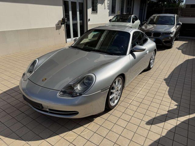 PORSCHE 996 911 Coupe