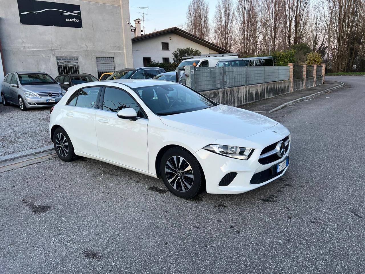 Mercedes-benz A 180 A 180 d Automatic Premium