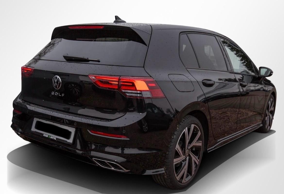 Volkswagen Golf VIII 1.5 TSI R - LINE