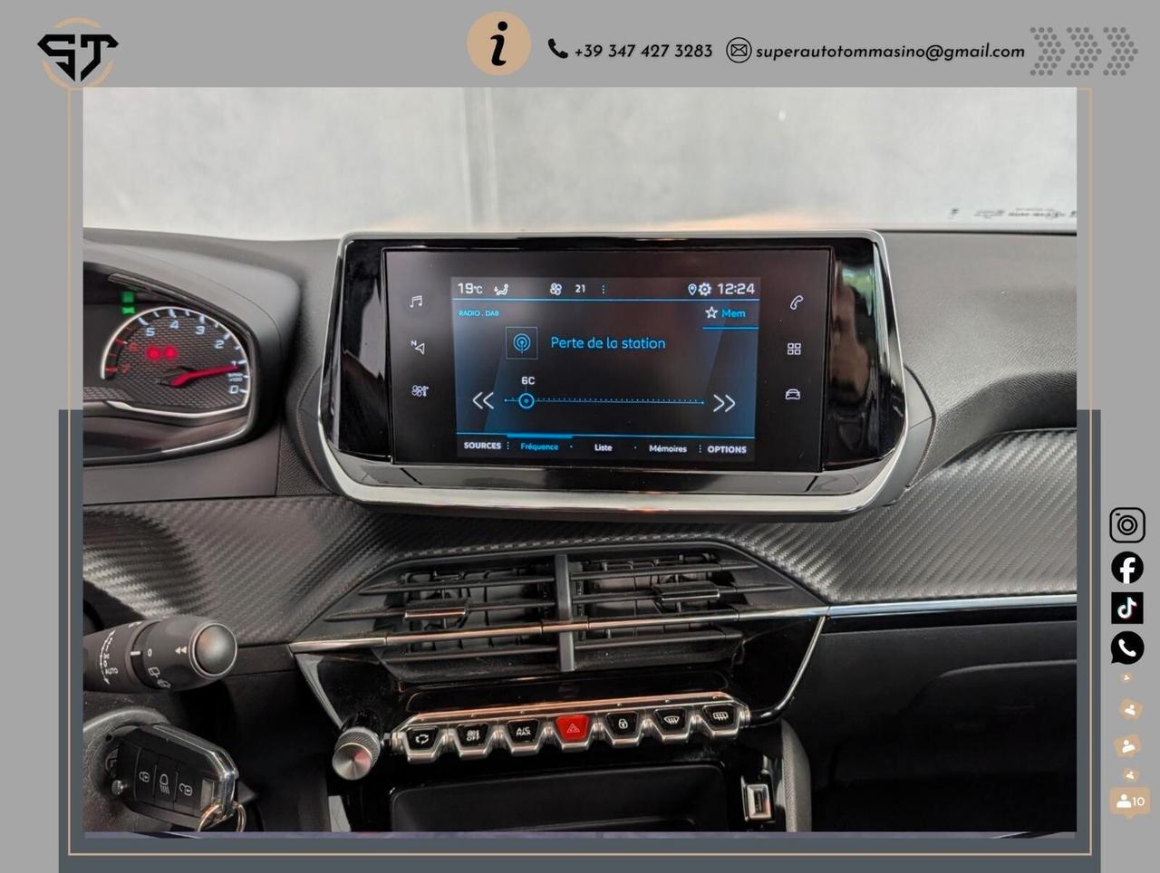 Peugeot 2008 PureTech 100 Iva esposta