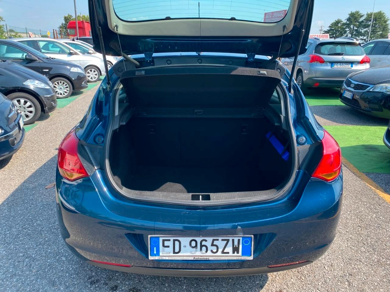 Opel Astra 1.7 CDTI 110CV Station Wagon Cosmo
