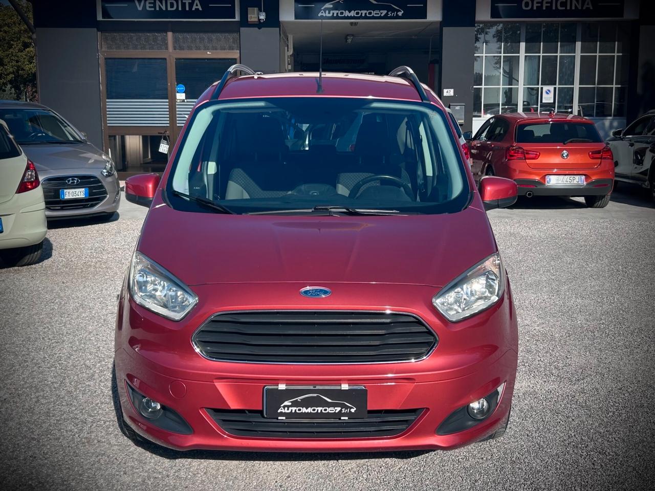 Ford Tourneo Courier 1.5 TDCI 75 CV