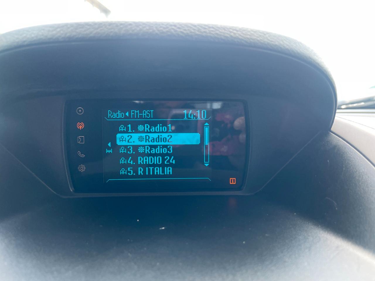 FORD Tourneo Courier 1.5 tdci 75cv titanium E5