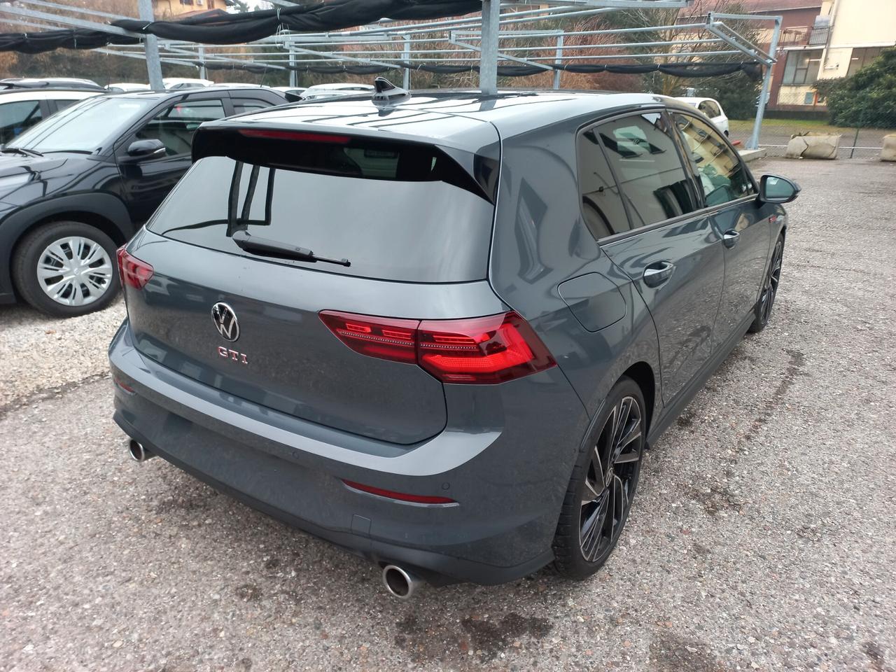 Volkswagen Golf GTI 2.0 TSI DSG