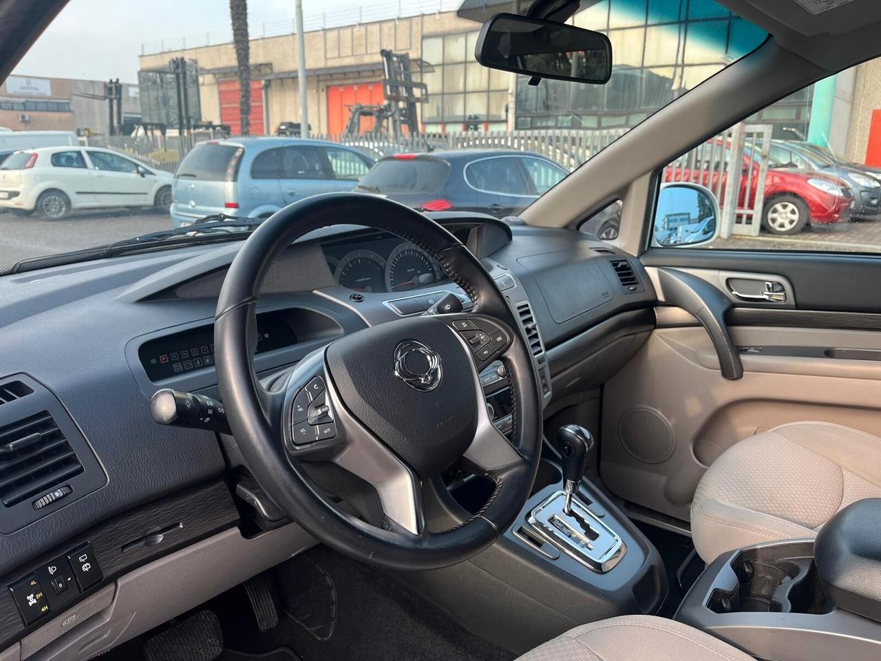 Ssangyong Rodius 2.2 Diesel 4WD A/T Classy