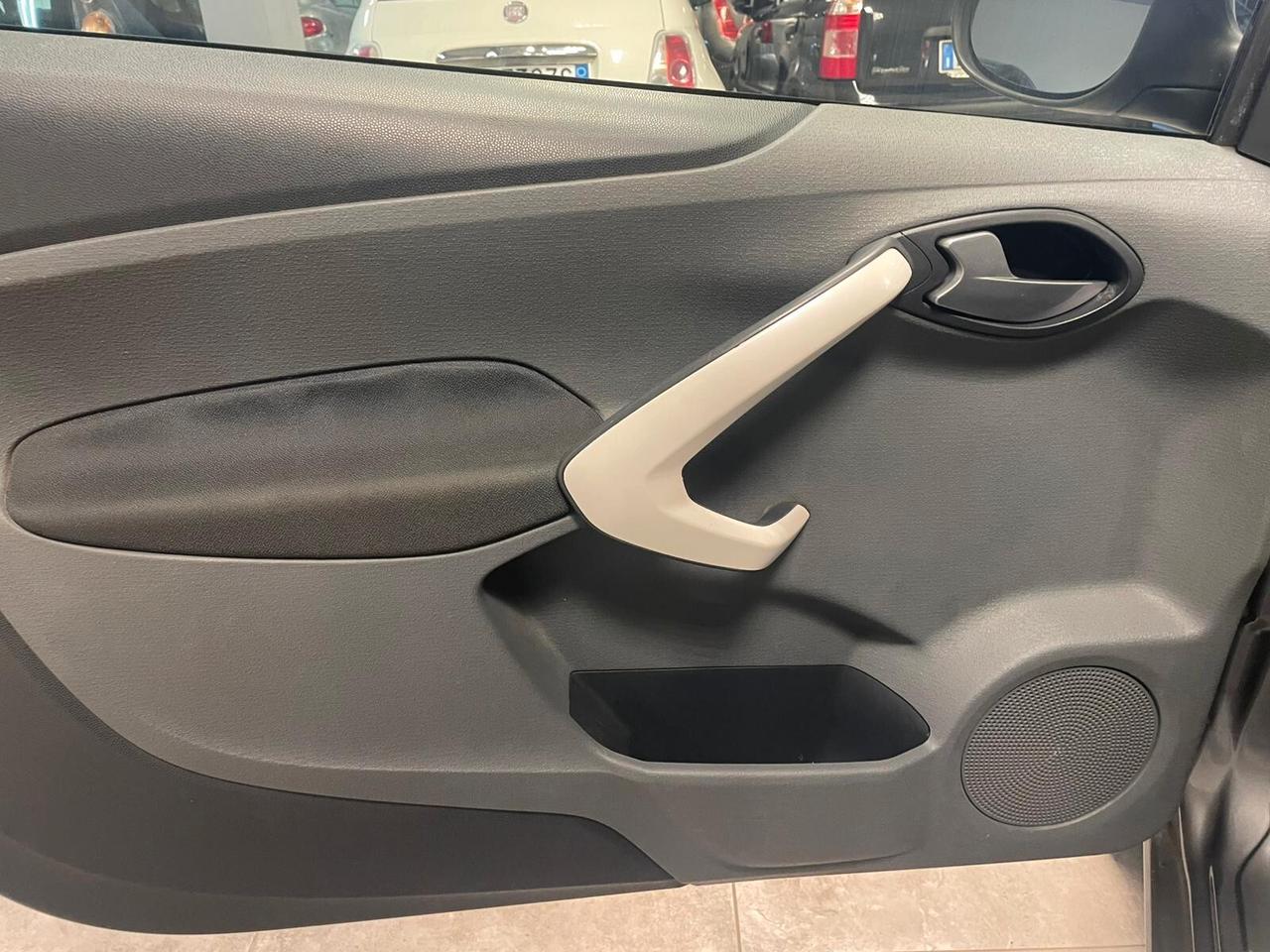 FORD KA 1.2 - OK NEOPATENTATI- FRIZIONE NUOVA