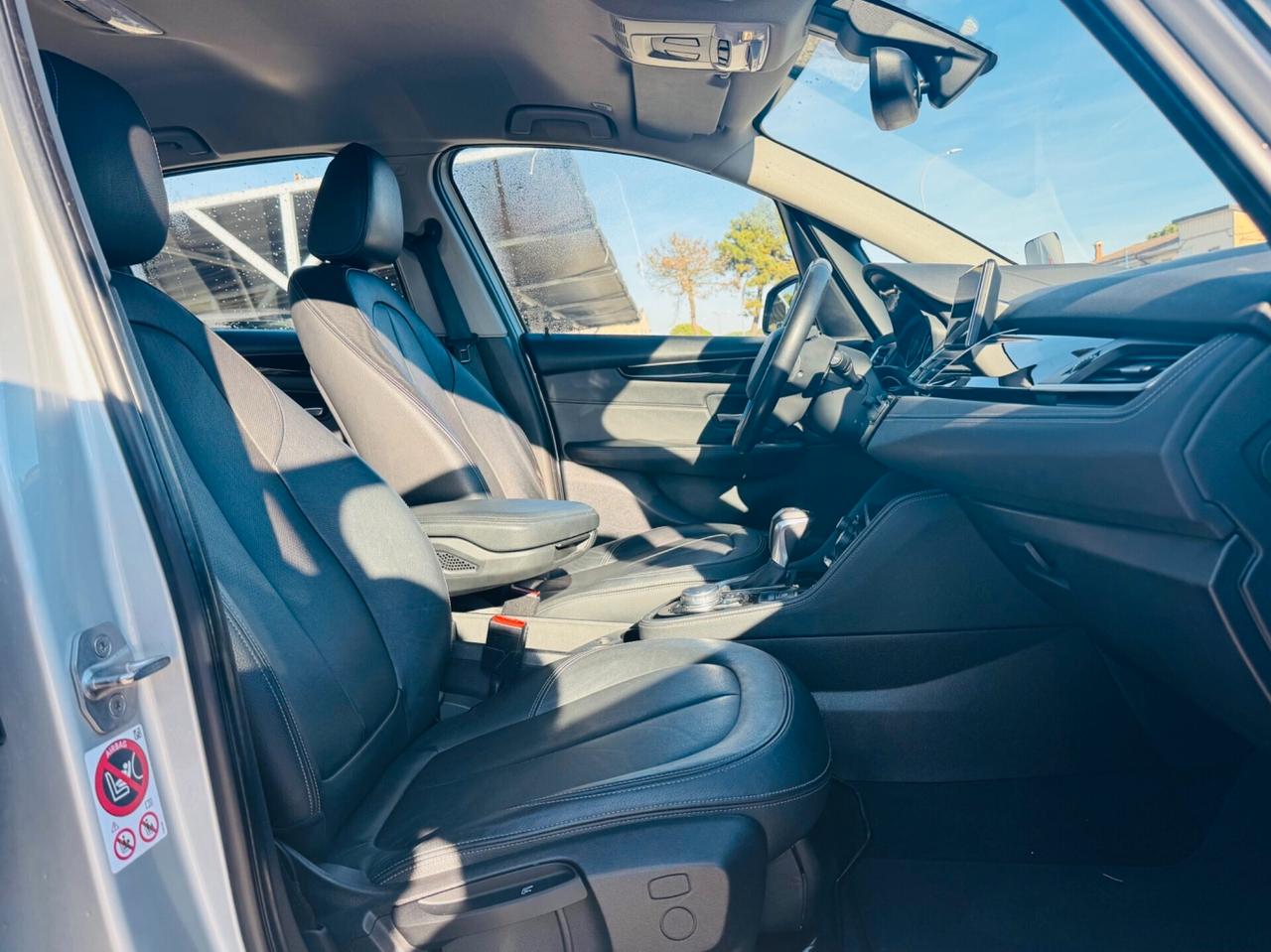 Bmw 2er Active Tourer 218d Luxury