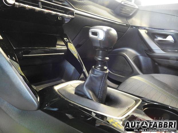 PEUGEOT - 2008 1.2t 101 CV ALLURE 2023 NAVI PLUS-