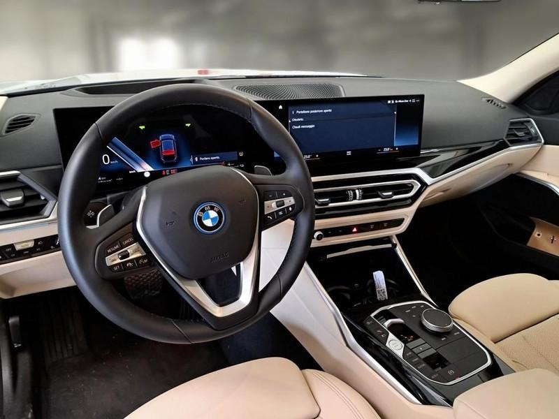 BMW 330 XDRIVE TOURING AUTO STATION WAGON